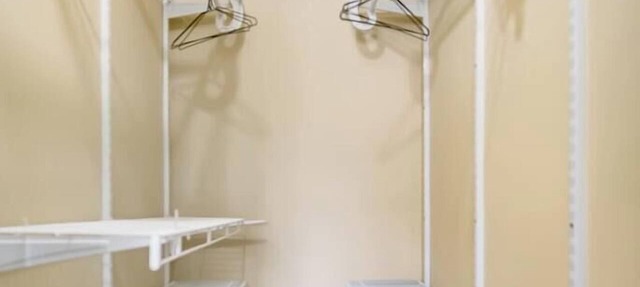 Spacious 3BR Home, 2 Full Baths - near metrotown in Vancouver