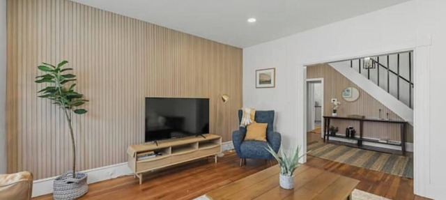 Spacious Central Berkshires Home for Groups in Lee