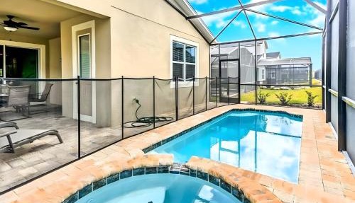 Spacious Chic House on Solara Resort with 5BE5BA in Kissimmee