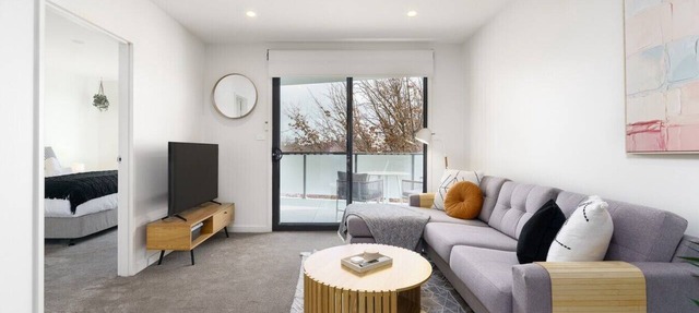 Spacious Inner South Home near Manuka and Kingston in Griffith