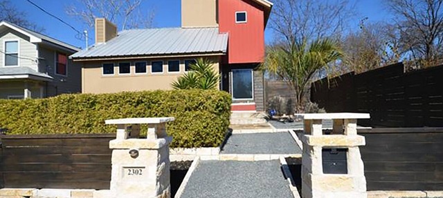 Spacious Modern Home on East 9th St - Walkable Downtown in Austin
