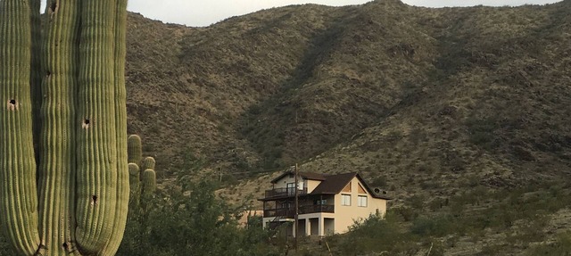 Spectacular panoramic Phoenix Valley views and desert mountain hiking/bicycling in Laveen