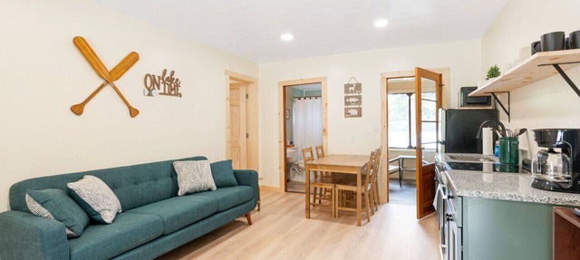 Squam waterfront 2 bed 2bath (Suite 9) in Holderness