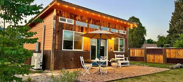 Starlight Studio- Quiet & Peaceful , Beautiful Mt Views! in Paonia