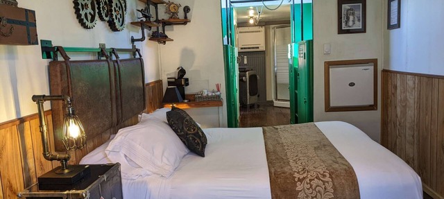Steampunk Train at Olympic Railway Inn - Pet Friendly in Sequim