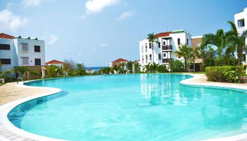 Sultan Palace Beach Resort - BAHATI House A-901 in Jeuri