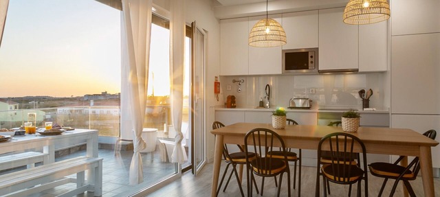 Sunny Penthouse - Modern, Premium Apartment in Peniche