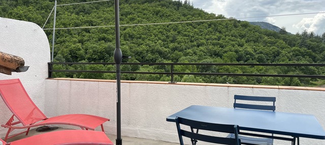 Superb apartment in the heart of the Cevennes in Avèze