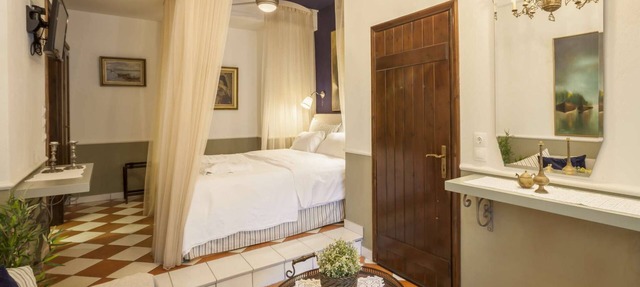 Superior double room in Neos Marmaras