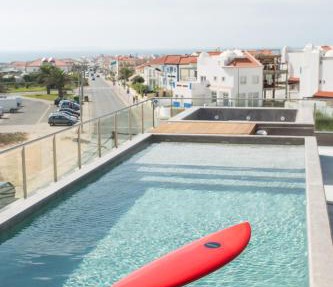 Surfers Lodge Peniche in Peniche