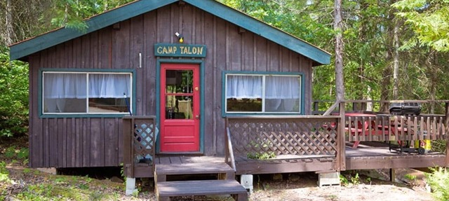 Talon Cottage in Eau Claire