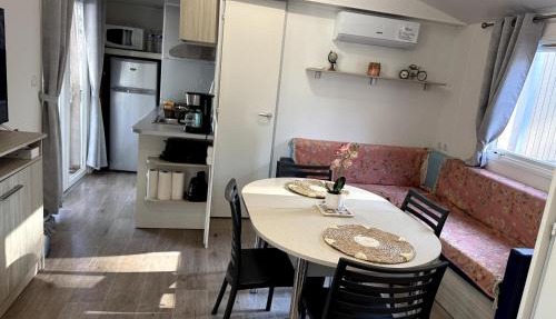 Terre de Provence, mobil home camping 4* in Nans-les-Pins