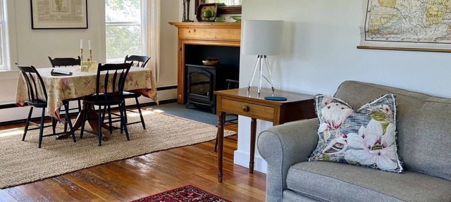 The Annex at Bullfrog Hall. Country Charm in the ❤️ of the Historic District. in Saint Johnsbury