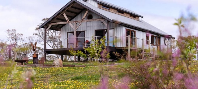 The Barn at Piney Ridge Farm - Bed & Breakfast in Nairne