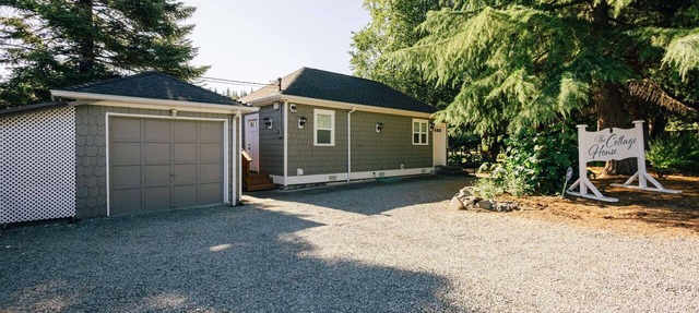 The Cottage House in Arlington
