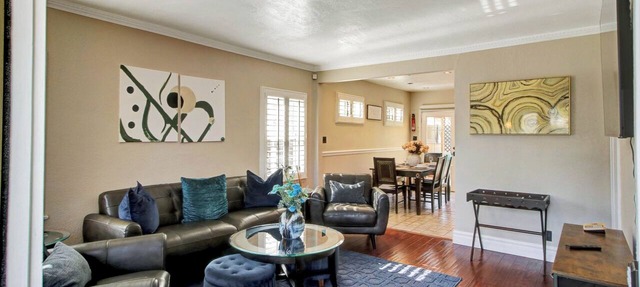 The Golden Haven Retreat Lax/SoFi intuit adjacent Football Season Ready! in Hawthorne