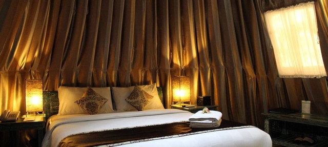 The Highland Park Resort Hotel Bogor in Cilobak