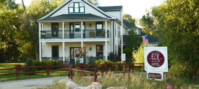 The Historic Elk Mountain Hotel in Elk Mountain