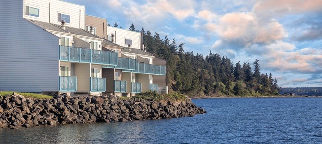 The ocean and mountain experience! in Port Townsend
