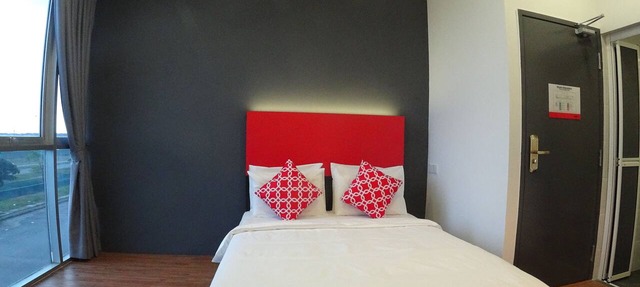 The Red Hotel in Jenjarom