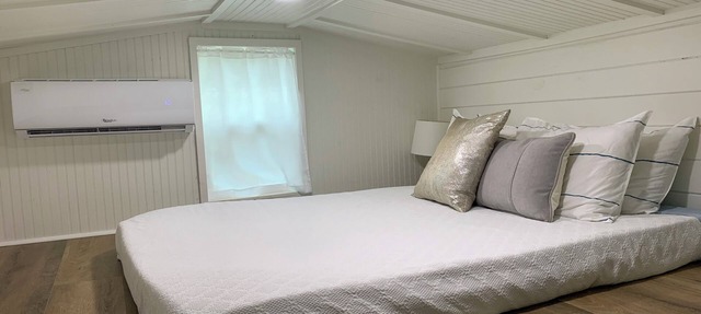#tinyhousenation minutes to Pensacola Beach in Gulf Breeze
