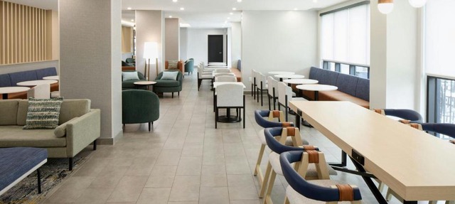 TownePlace Suites by Marriott Montreal Airport in Dorval