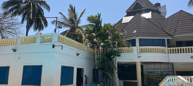 Tranquil 1-bedroom cottage with AC in Diani Beach in Diani Beach