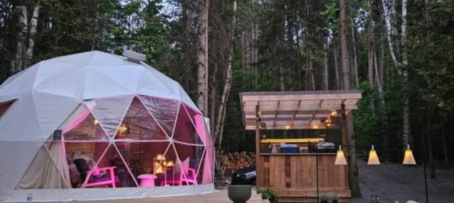 TRANQUILITY DOME OFFGRID GLAMPING RETREAT IN PRIVATE FOREST! in Killaloe
