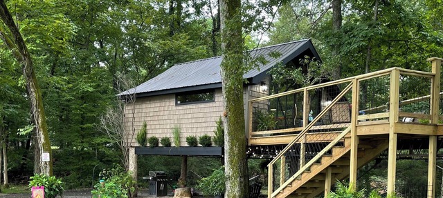 Treebreeze: A whimsical TREEHOUSE experience in Mt. Juliet