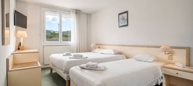 Triple Room Nº110 Clos des Monts Lyonnais in Bessenay
