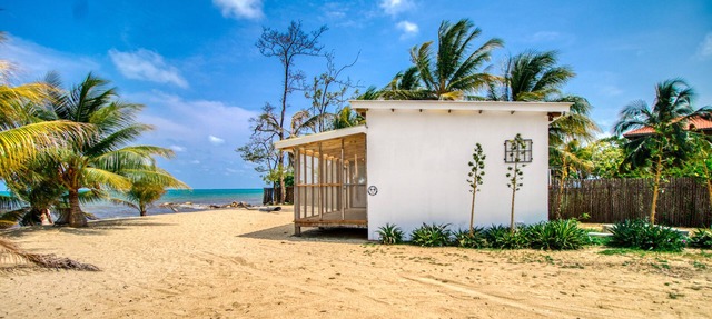 Two Stand-Alone Oceanfront Cabanas w/ Ocean View, Private Beach, Partial AC in Dangriga