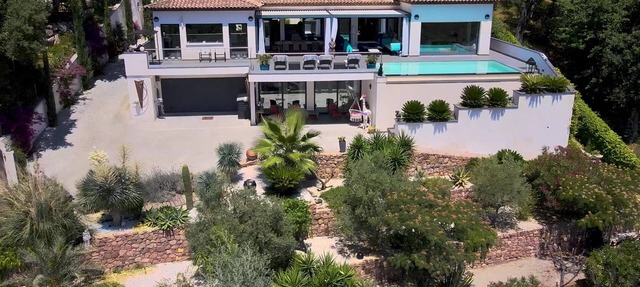 Vaste Demeure D'architecte in Les Adrets-de-l'Estérel