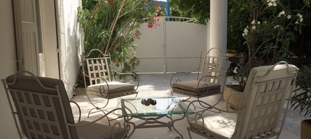 Villa 300 meters from sandy beaches, residential area Mandelieu la Napoule in Mandelieu-La-Napoule