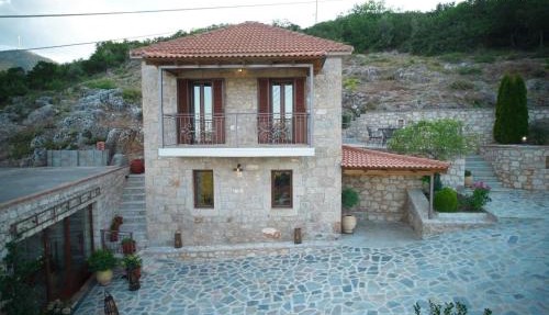 Villa Agia Sofia ένα υπέροχο καταφύγιο στο βουνό in Ayía Sofía