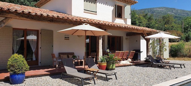 Villa in Bargemon with Pool and Mountain Views in Bargemon