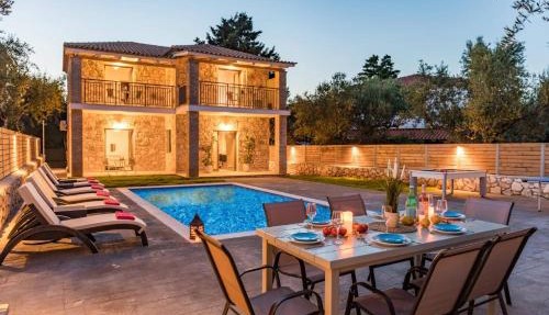 Villa Ionio Zafeiris by Villa Plus in Vasilikos