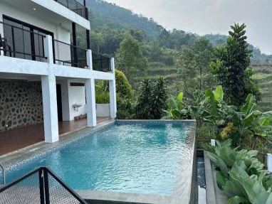 Villa lofous in Pasirpogor