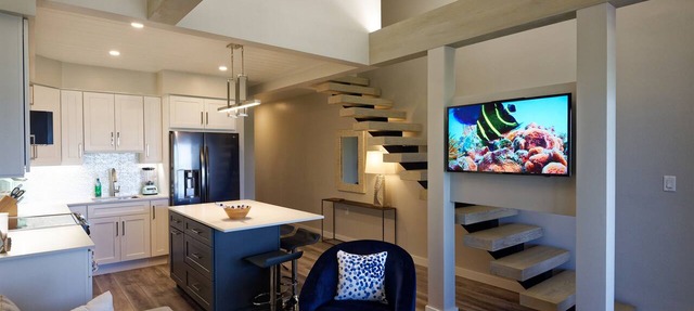 Villa SeaRenity ~ Beachfront Elegance & Personalized Service in Savannah