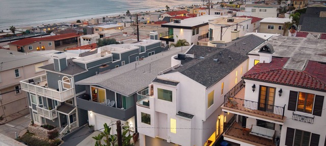 Walk to Manhattan Beach, Ocean Views, Balcony & Peloton | Casa Del Mar in Manhattan Beach