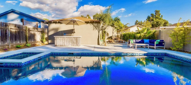 Your Private Resort Near All SoCal Has to Offer in Pasadena