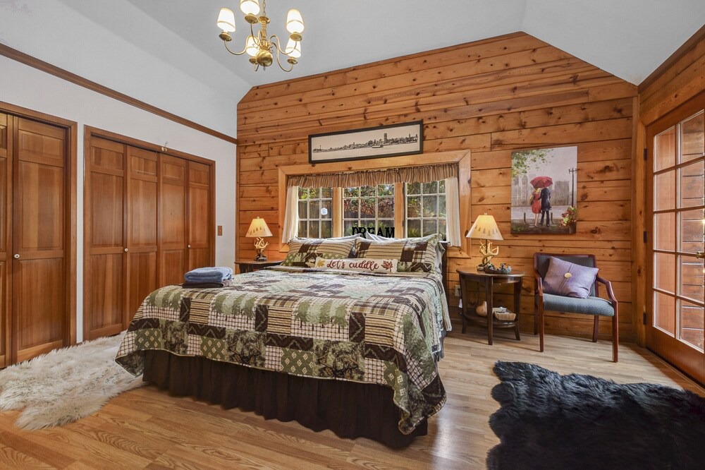 Snohomish Cabin | 🍯The Honey Bear Cabin In The Woods w/hot tub🌲🐻