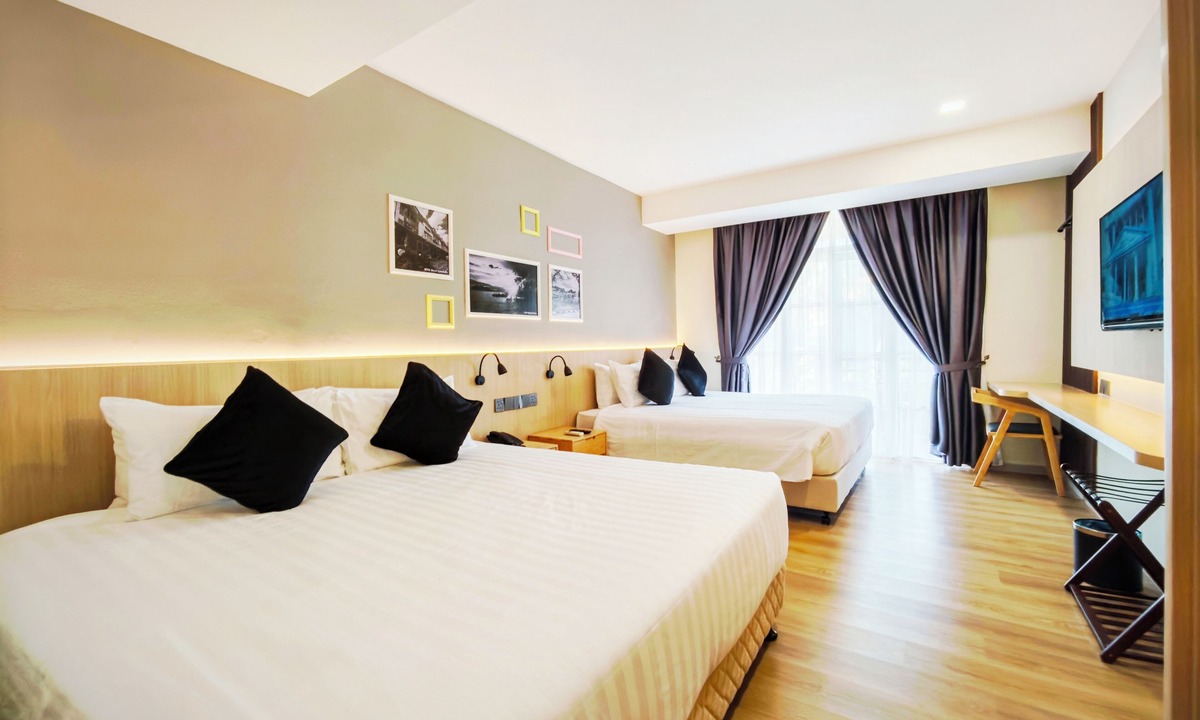 Taman Bayu Hotel | Raia Beach Resort Port Dickson
