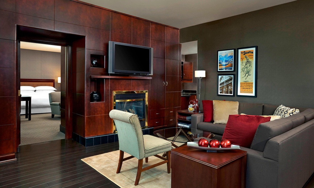 Eau Claire Hotel | Sheraton Suites Calgary Eau Claire