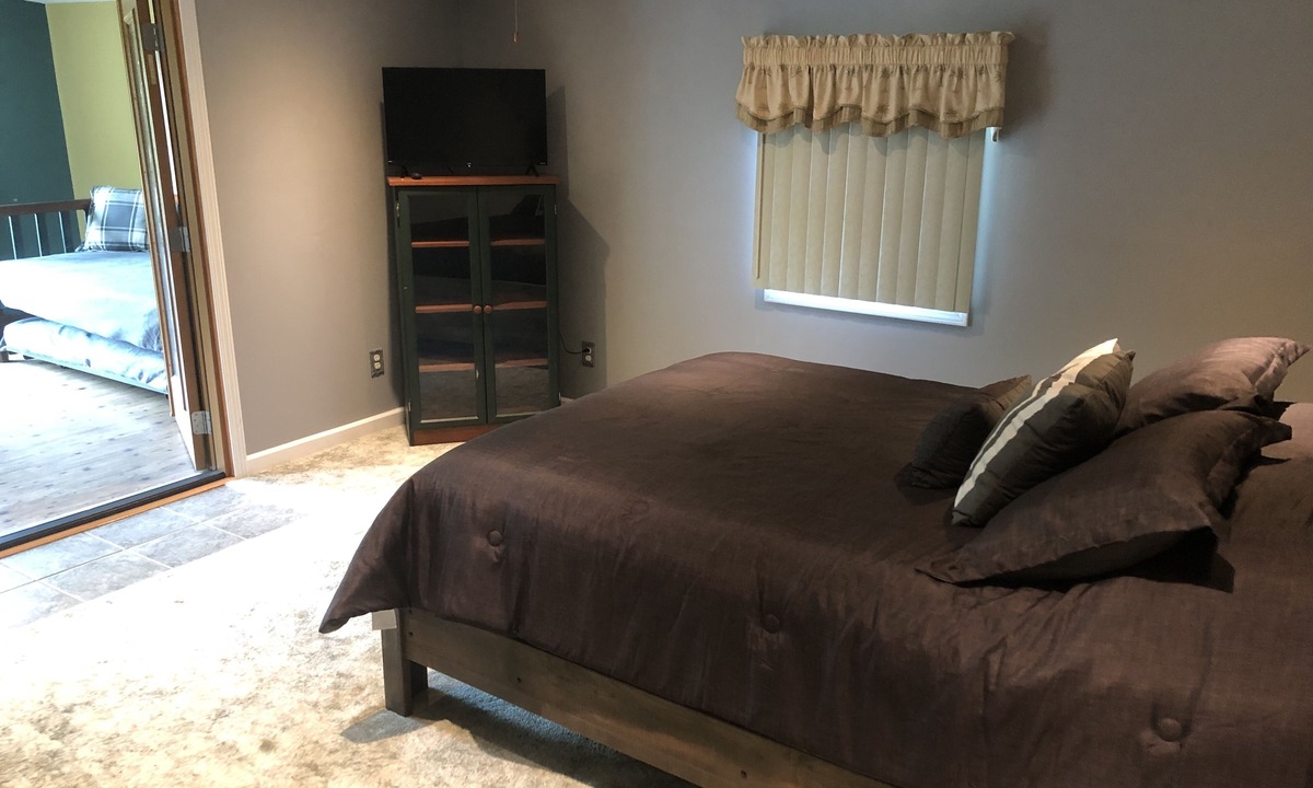 Colona House | Home on the Green River!