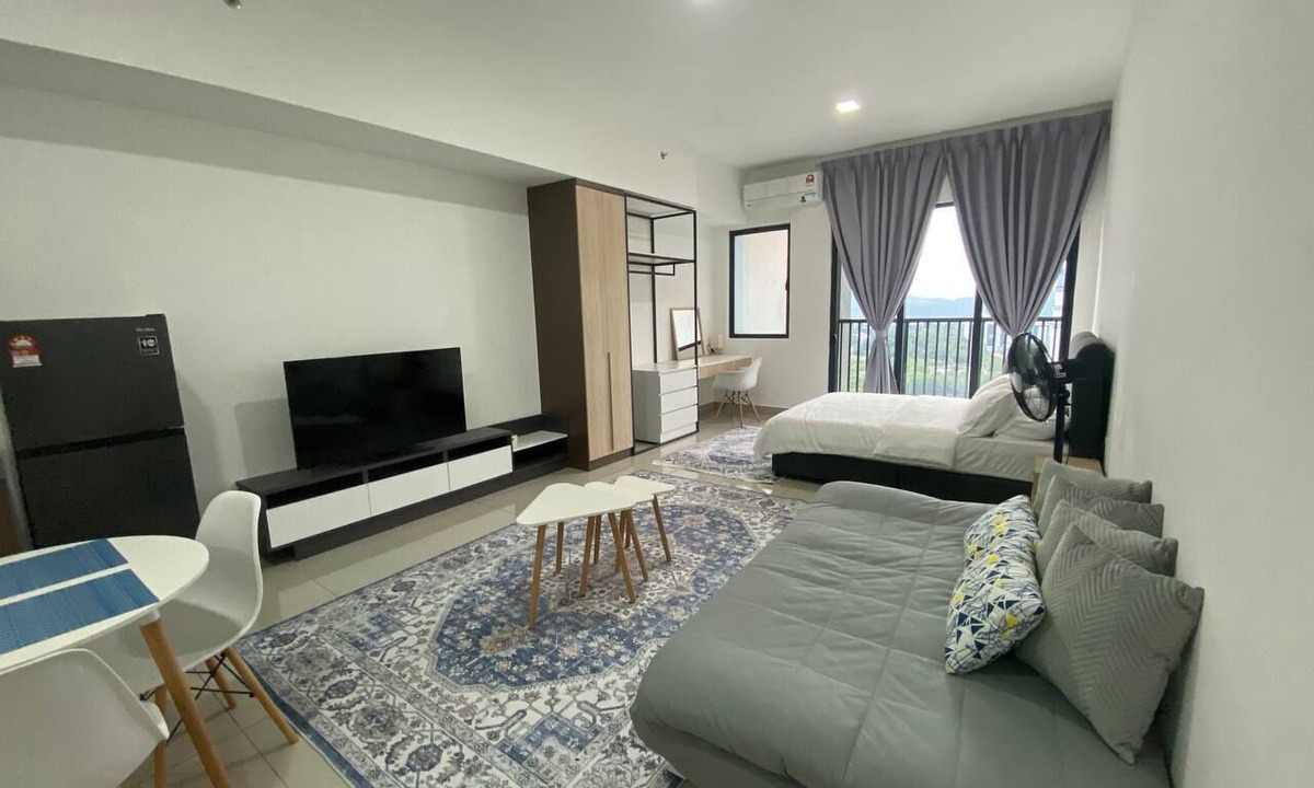 Seksyen 14 Apartment | Alinea BlueView Suites | 400m to LRT | Free Parking | Shah Alam | Pool | Wifi