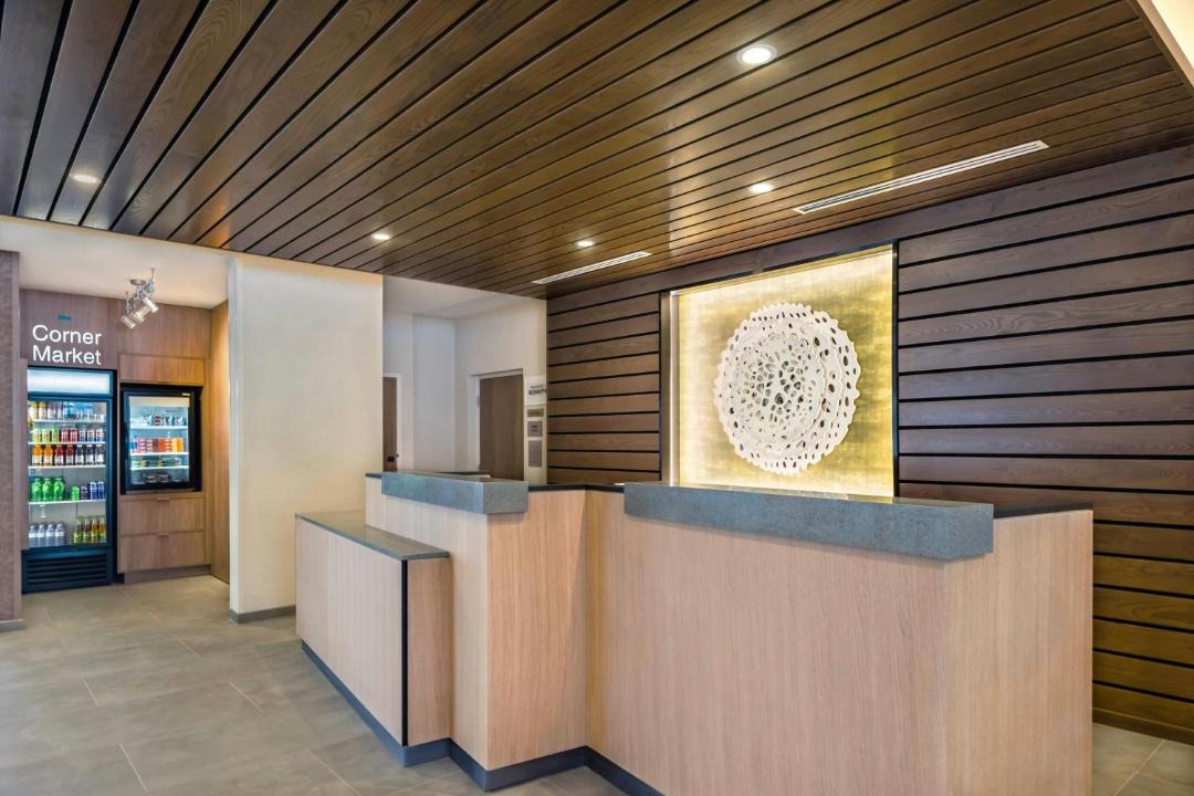 Gravenhurst Hotel | Fairfield by Marriott Inn & Suites Gravenhurst Muskoka