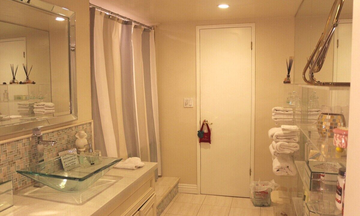 Photo of Bathroom in Inglewood