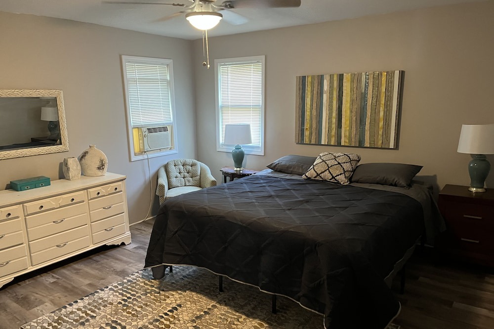 Photo of Bedroom in Canton