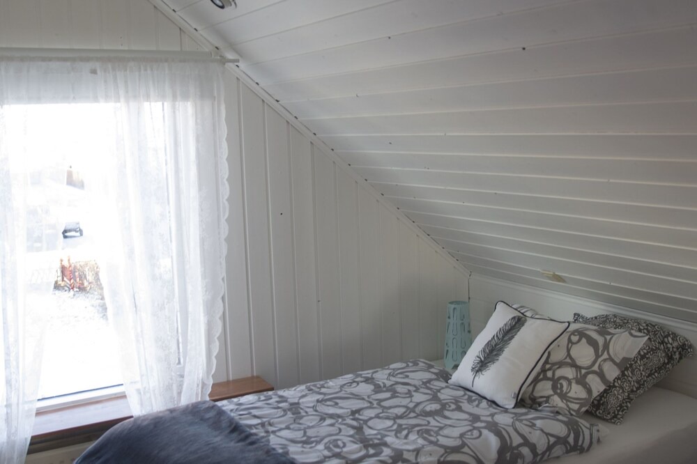 Photo of Bedroom in Innri-Njarthvik