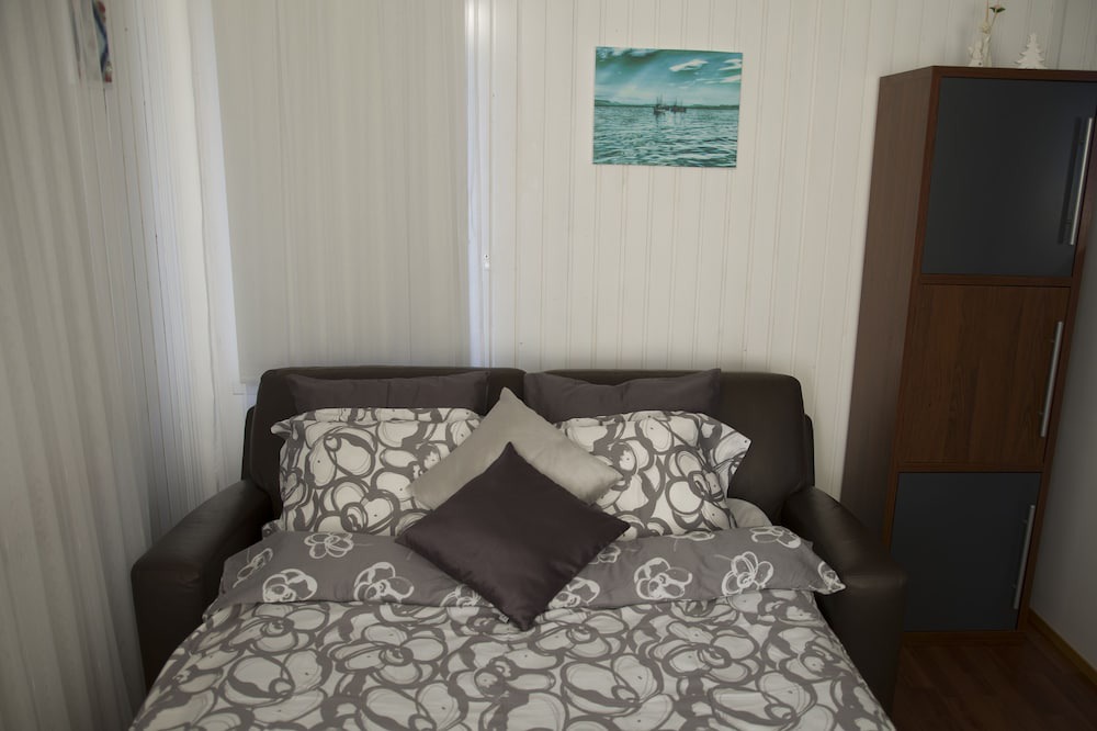 Photo of Bedroom in Innri-Njarthvik